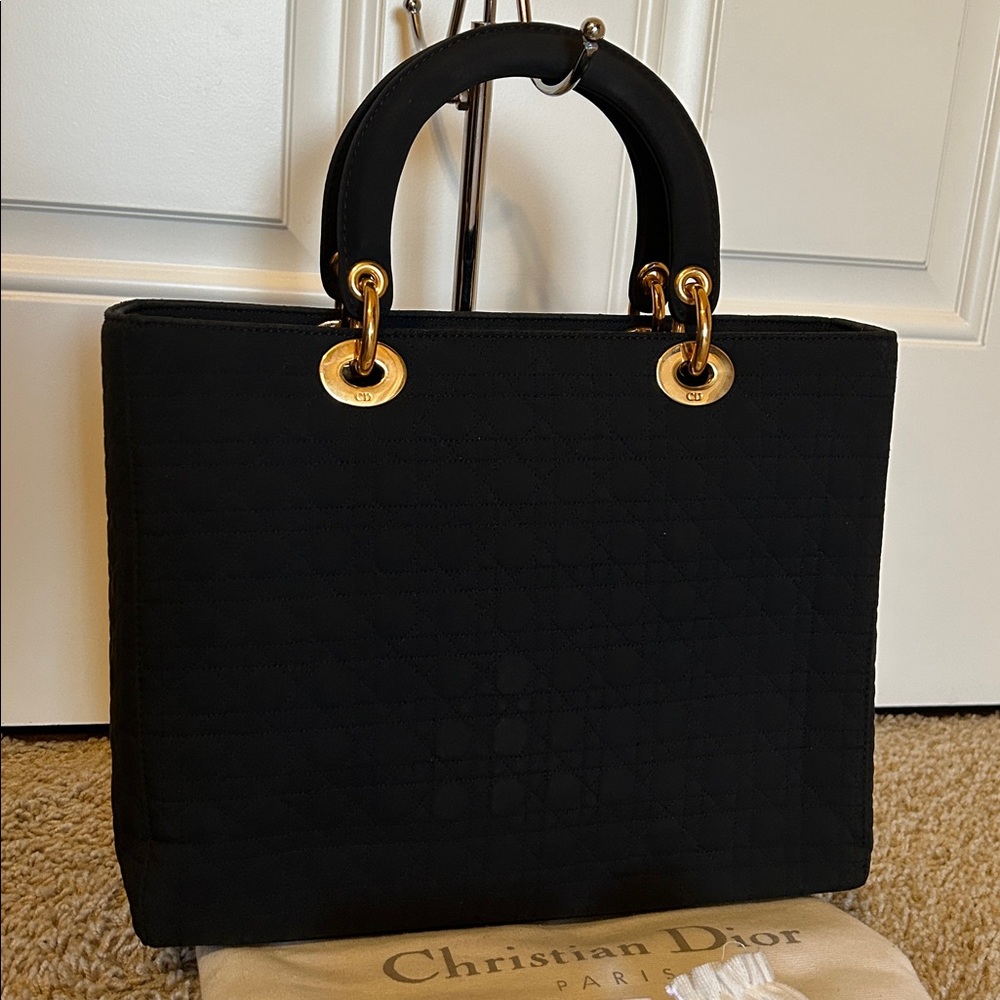 Christian Dior Lady Dior Cannage Black Tote Bag- Like New!! - Picture 3 of 12